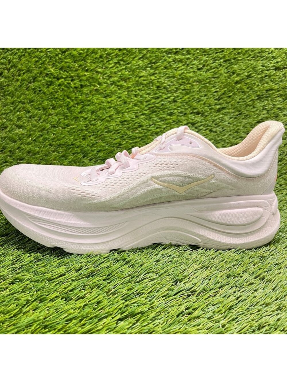 Hoka One One Bondi 9 Womens Size 11 Pink Cream Athletic Running Shoes Sneakers - Picture 2 of 10